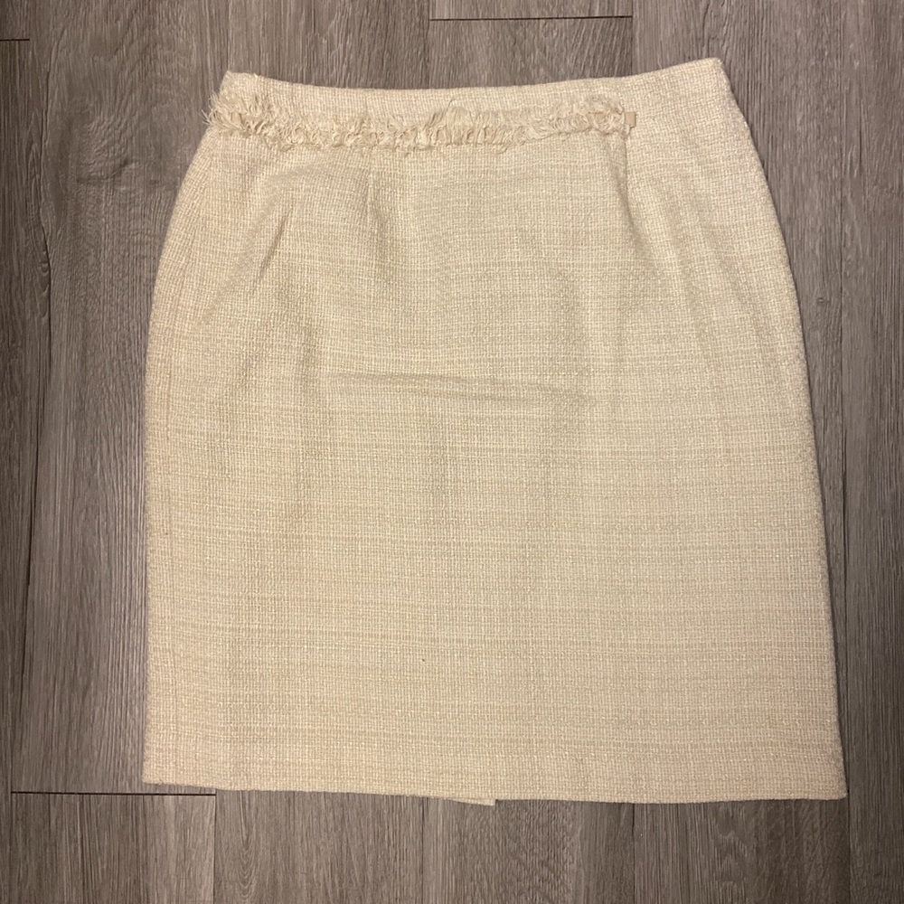 Worthington cream knee-length pencil skirt